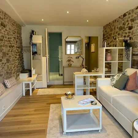 Hypercentre A 1 Mn Et Des Ports * 格朗维尔