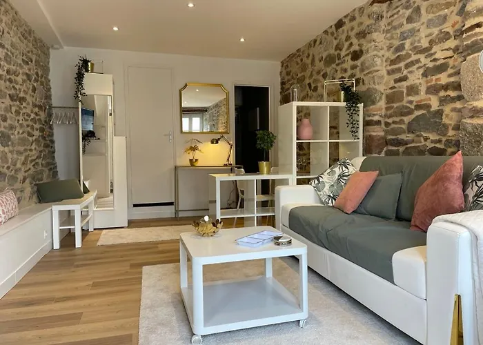 Hypercentre A 1 Mn Et Des Ports