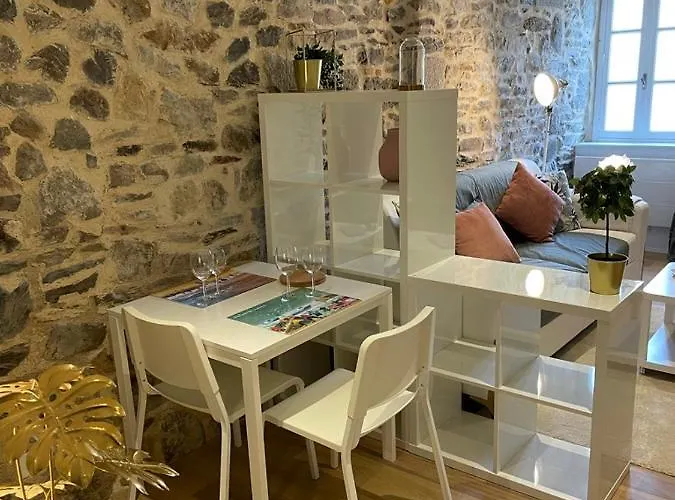 Apartman Hypercentre A 1 Mn Et Des Ports