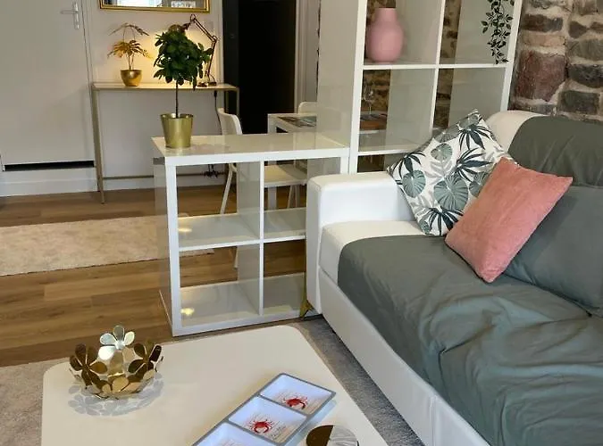 Hypercentre A 1 Mn Et Des Ports * 格朗维尔