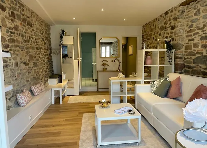 Hypercentre A 1 Mn Et Des Ports * 格朗维尔